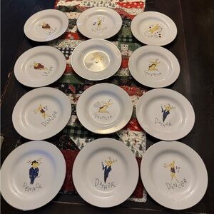 Pottery Barn Festive Reindeer Dinner Plates Set - White and Yellow